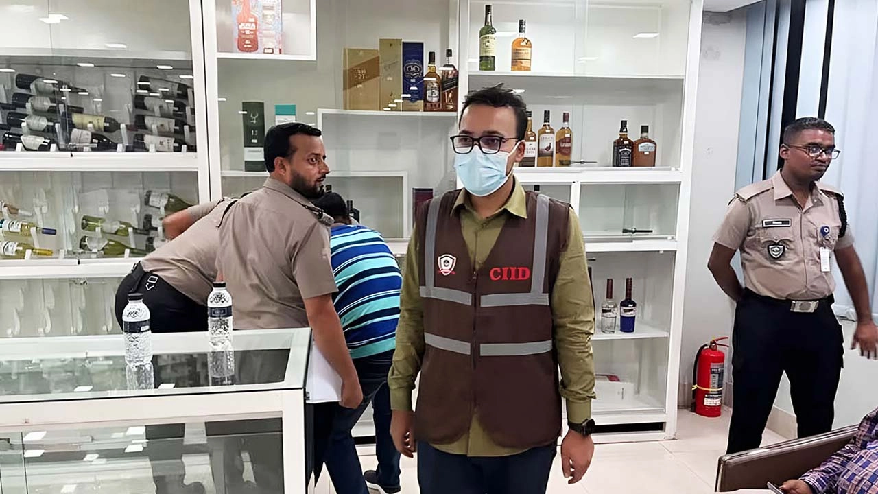গুলশানে সালমান মুক্তাদিরের শ্বশুরের চার ওয়্যারহাউস সিলগালা