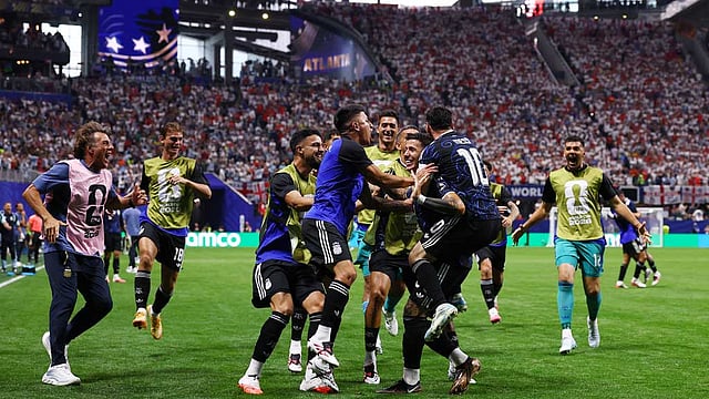 Argentina reaches World Cup final by defeating England