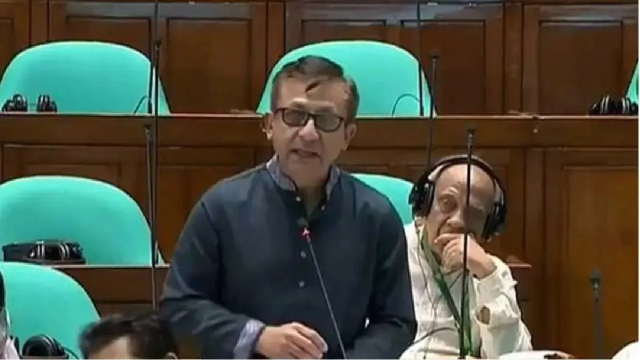 Over four hundred garment factories closed in three years: Commerce Minister