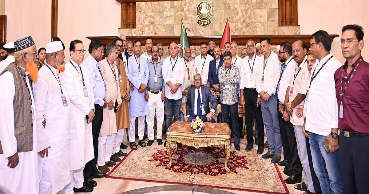 গণতন্ত্রকে শক্তিশালী করতে স্থানীয় সরকারকে শক্তিশালী করতে হবে: রাষ্ট্রপতি