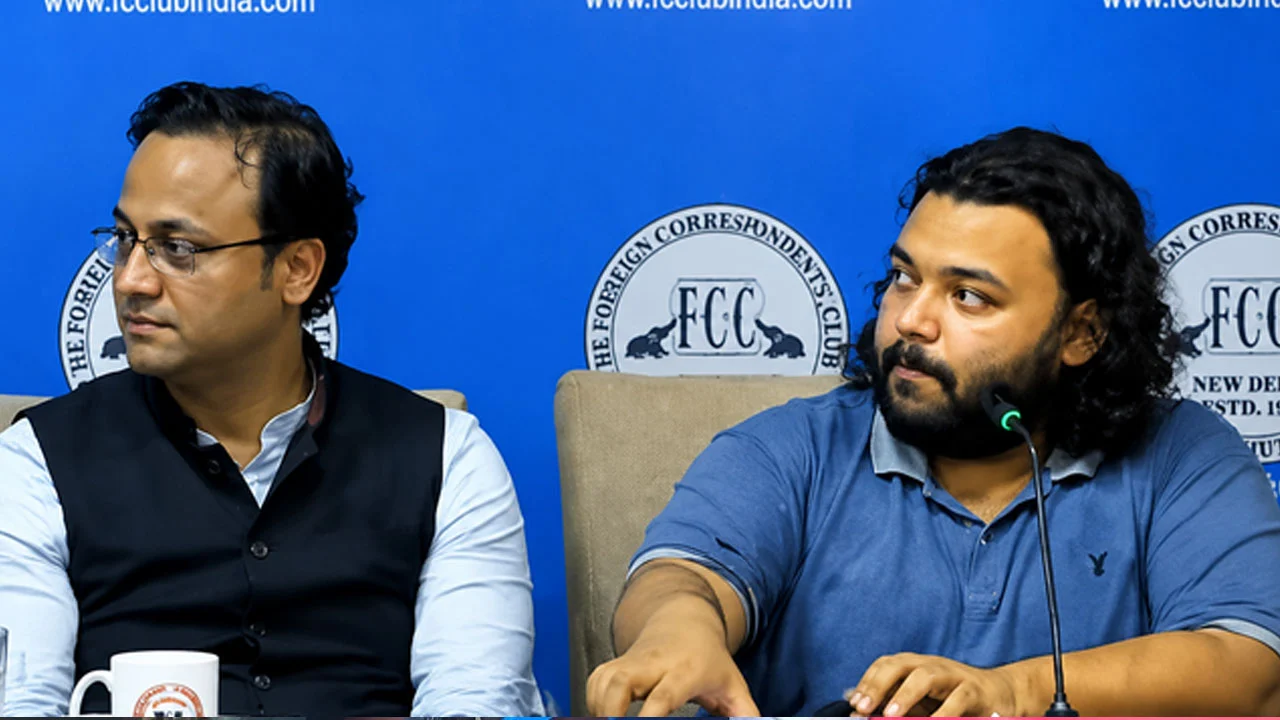 হাসিনার ভার্চুয়াল অনুষ্ঠানে সঞ্চালক সাতক্ষীরার অরিন, স্তম্ভিত পরিবার