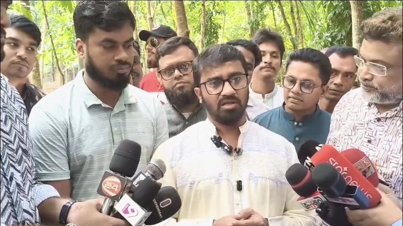 অসংখ্য ডিসেম্বর আসবে, শেখ হাসিনা আর ফিরতে পারবেন না: রাশেদ খাঁন
