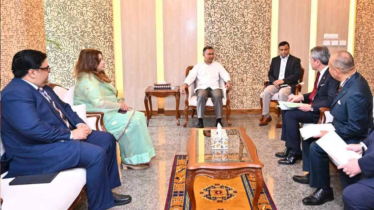 বিনিয়োগবান্ধব পরিবেশ নিশ্চিত করতে কাজ করছে সরকার: প্রধানমন্ত্রী