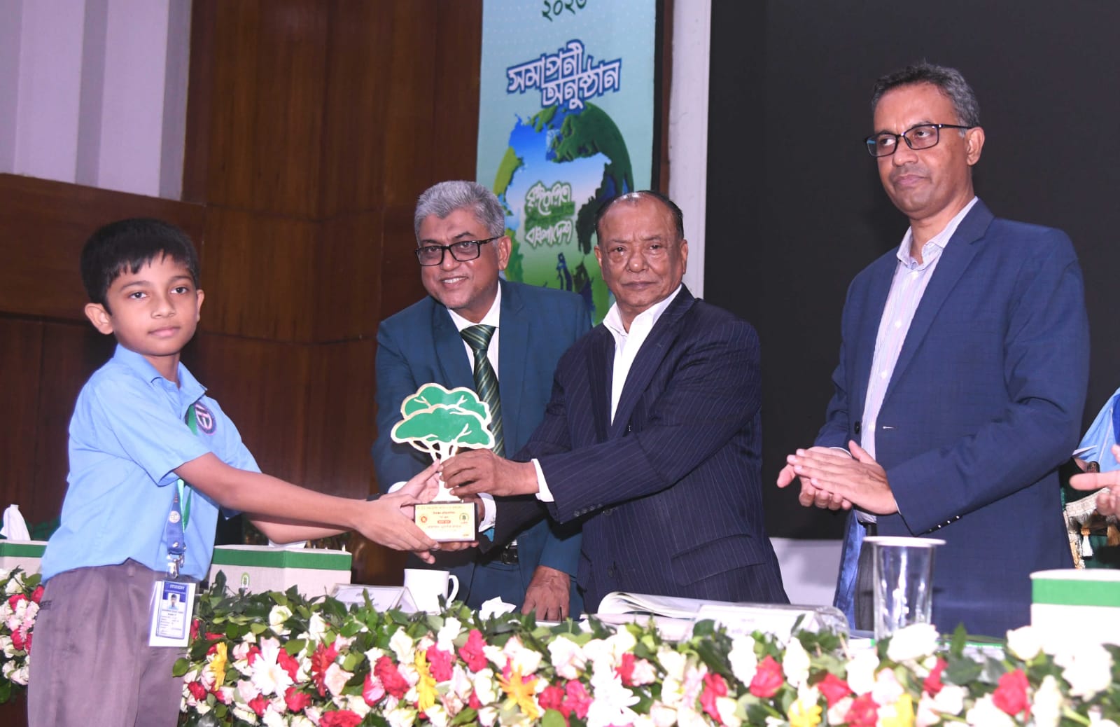 বৃক্ষমেলা শেষ হলেও বৃক্ষরোপণ ও পরিচর্যার দায়িত্ব শেষ নয়: পরিবেশমন্ত্রী