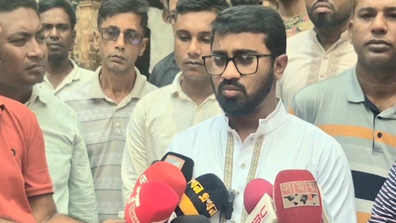 Jamaat amir first to betray spirit of mass uprising: Rashed Khan