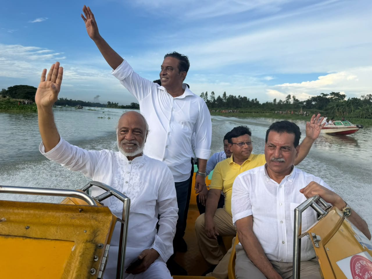 নৌকা বাইচ গ্রামবাংলার ঐতিহ্য ও সম্প্রীতিকে পুনরুজ্জীবিত করবে: এলজিআরডি মন্ত্রী
