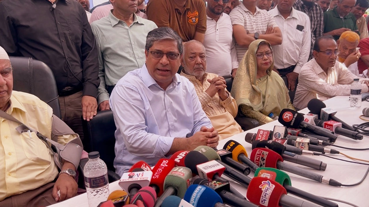 সার সংকট তৈরিতে ১১ দলীয় জোটের এমপিদের লোকজনের হাত থাকতে পারে: প্রতিমন্ত্রী