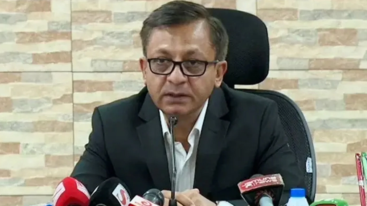 অদক্ষ শ্রমিক দিয়েও গার্মেন্টসকে শীর্ষ রপ্তানি খাত করেছে নেতৃত্ব: শিল্পমন্ত্রী