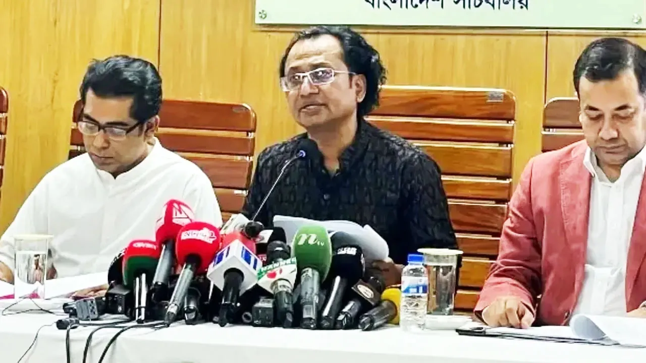 দ্বৈত নাগরিকত্ব নিয়ে প্রতিমন্ত্রীর বক্তব্যকে ‘ক্যাজুয়াল’ বললেন উপদেষ্টা