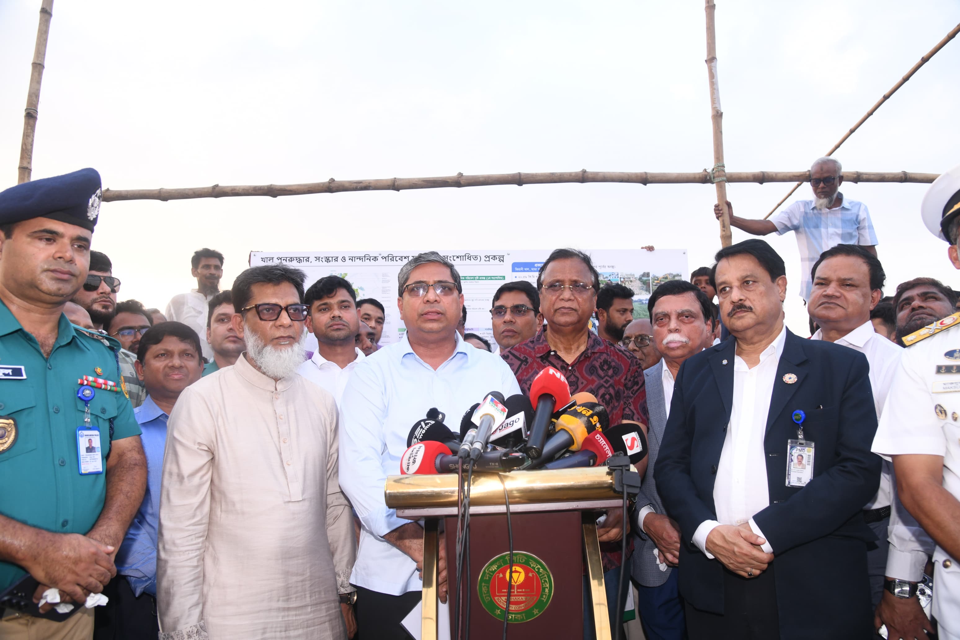 ঢাকার খাল পুনরুদ্ধার ও সৌন্দর্যবর্ধনে কাজ করছে সরকার