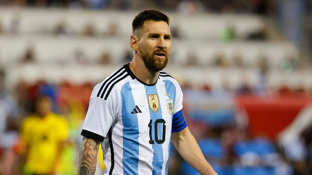 Messi faces tough equation to win Golden Boot