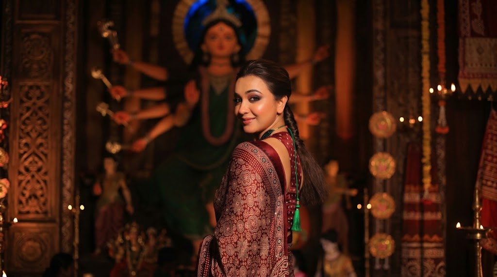 দুটো টাকার জন্য কত কী করতে হয়: কৌশানী