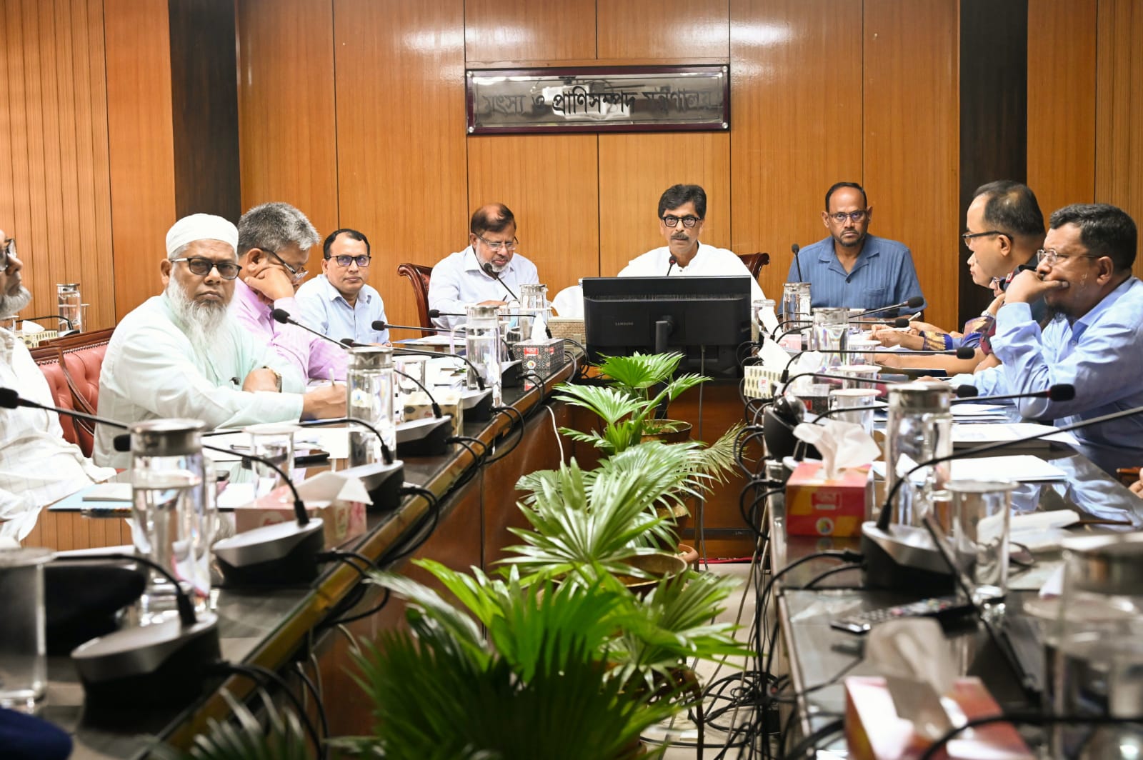 আগামী ৮ থেকে ২৯ অক্টোবর পর্যন্ত ২২ দিন সারাদেশে ইলিশ আহরণ নিষিদ্ধ