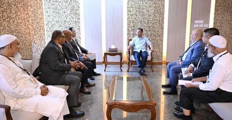 Prime Minister forms high-level committee to resolve textile sector crisis