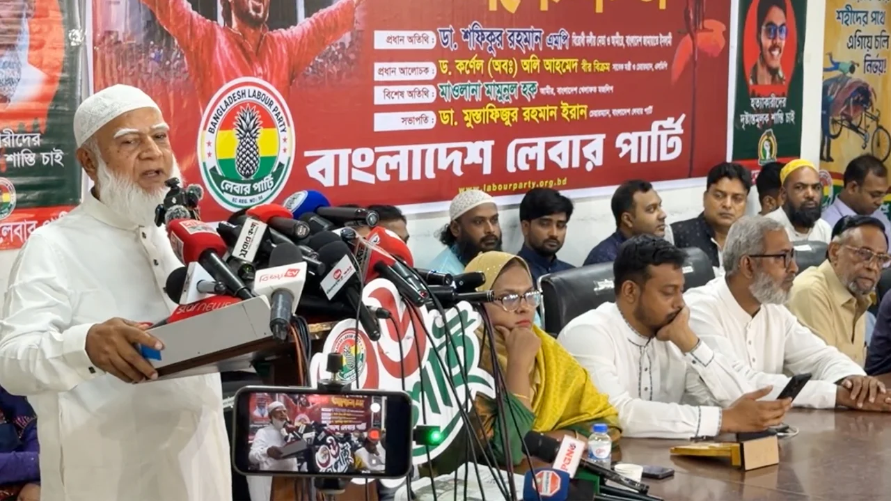 ফ্যাসিস্ট যা করেছে, আপনাদের কর্মকাণ্ডও তার ফটোকপি: সরকারের সমালোচনায় জামায়াত আমির