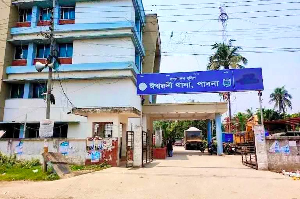 ঈশ্বরদীতে চোর সন্দেহে গণপিটুনিতে নিহত ১,  আহত ৩