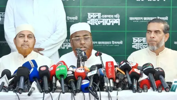 দাওয়াতপত্রে নাম না থাকায় জুলাই স্মৃতিস্তম্ভ উদ্বোধনে যাননি বিরোধীদলীয় নেতা
