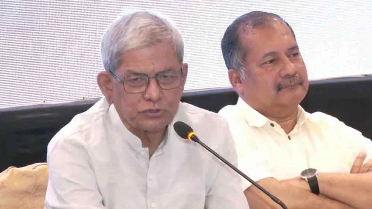গণমাধ্যম শক্ত থাকলেই গণতন্ত্র টেকসই হবে: মির্জা ফখরুল