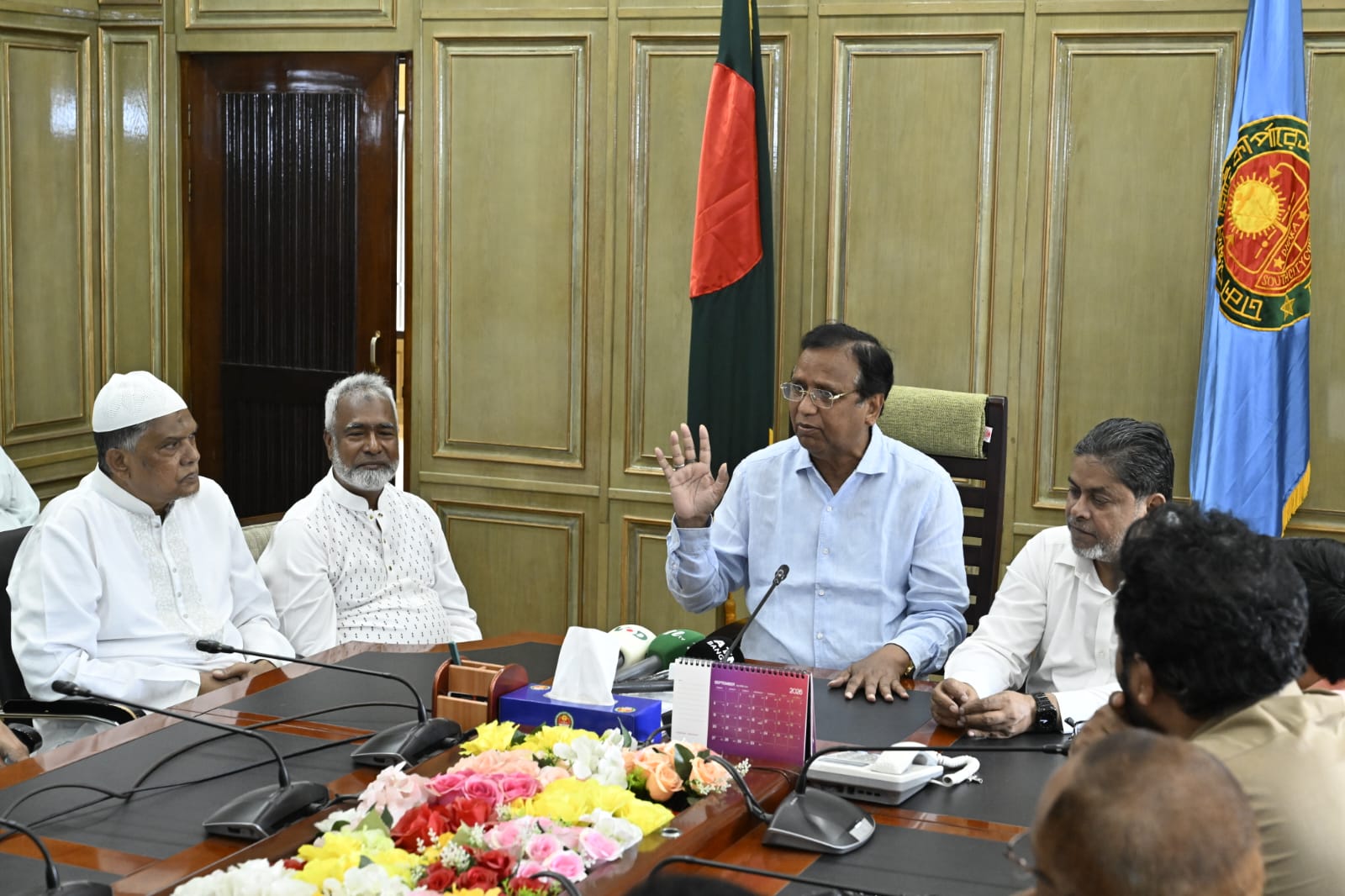 বংশালের ঐতিহাসিক পুকুর সংরক্ষণ ও আধুনিকায়নের উদ্যোগ ডিএসসিসির