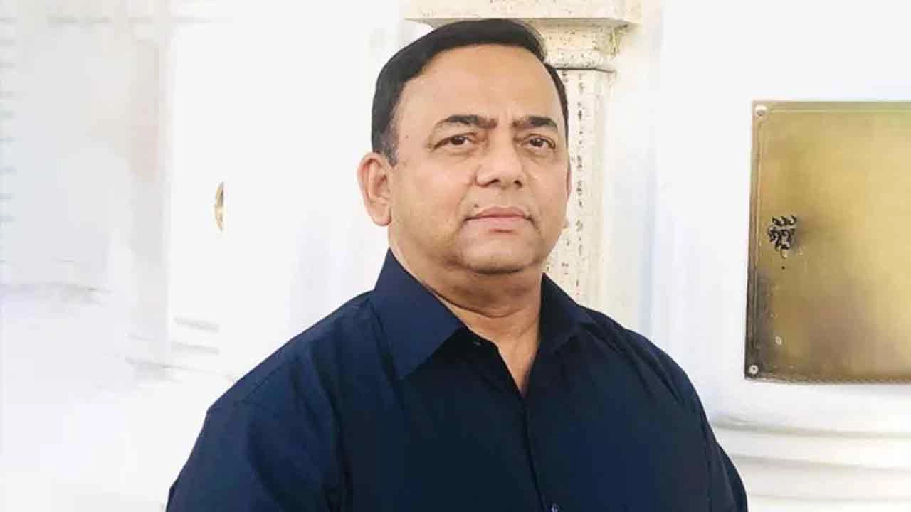 দুবাইয়ে জামিনে মুক্তি পেলেন সাবেক আইজিপি বেনজীর আহমেদ