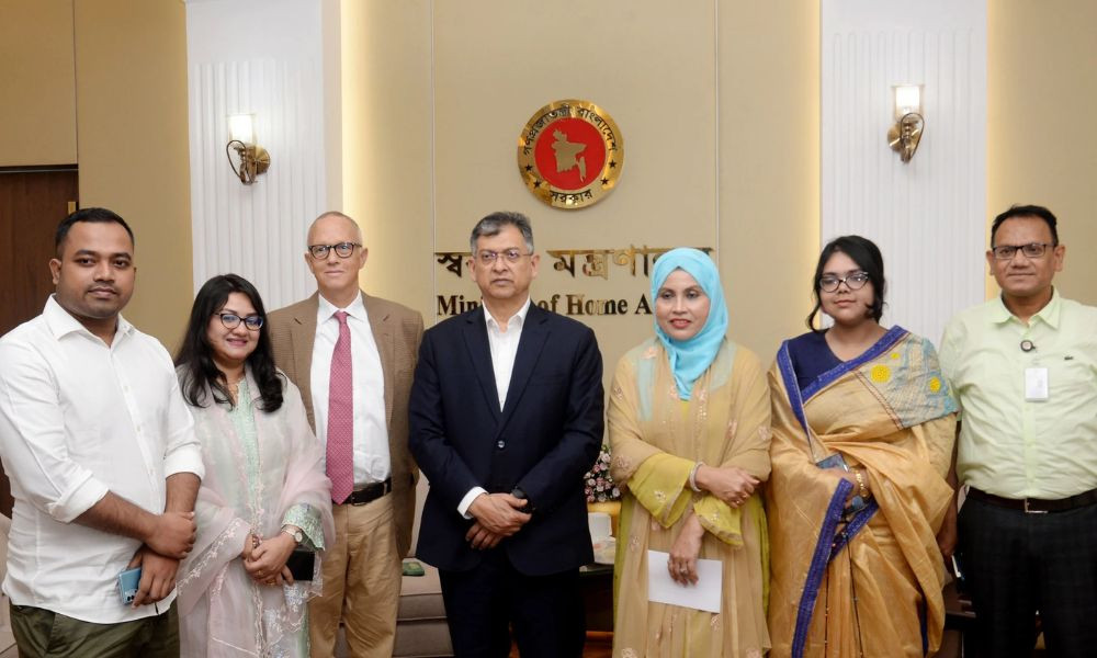 বাক্‌স্বাধীনতা ও ব্যক্তিগত সুরক্ষায় সরকার সচেতন: স্বরাষ্ট্রমন্ত্রী