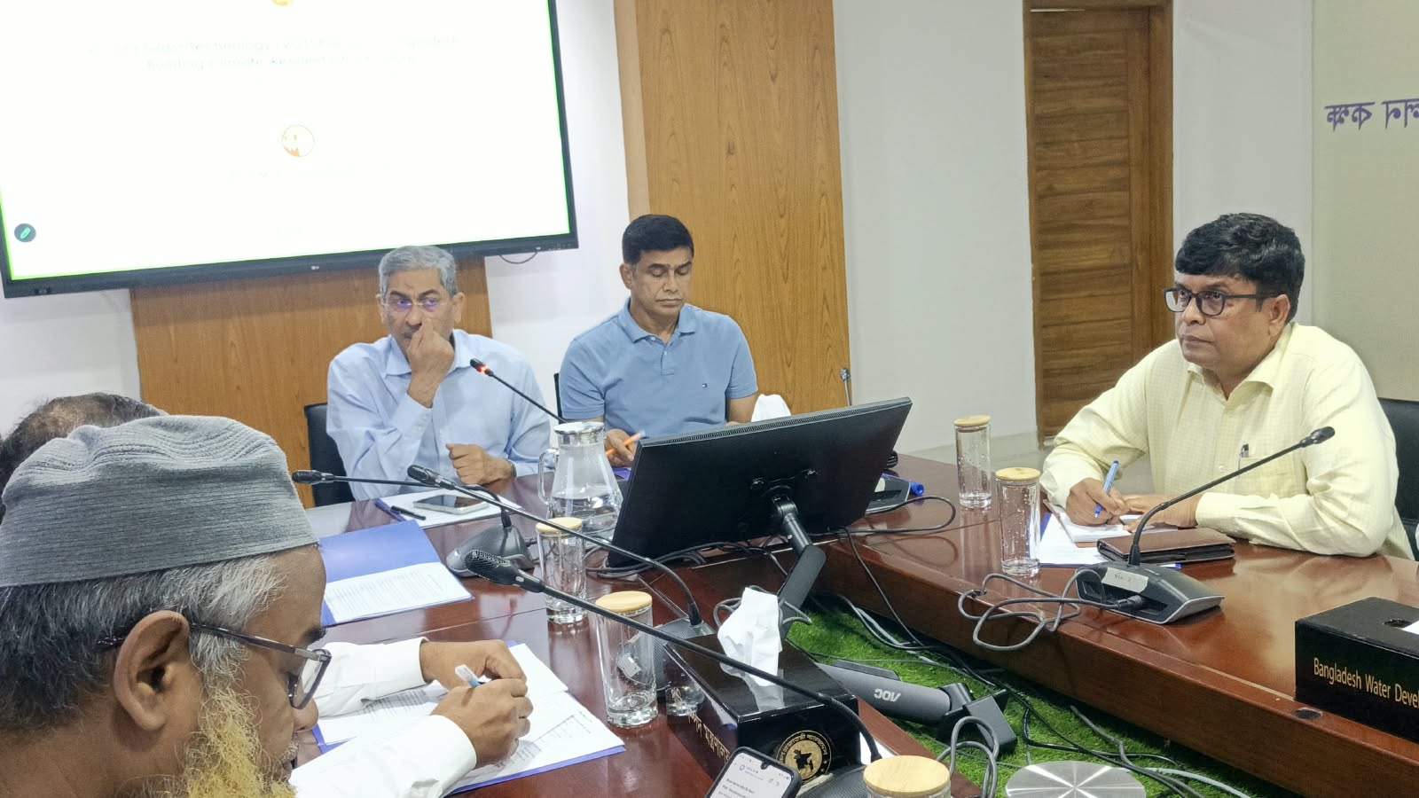 Binna grass can play an important role in preventing river erosion and land erosion: Water Resources Minister