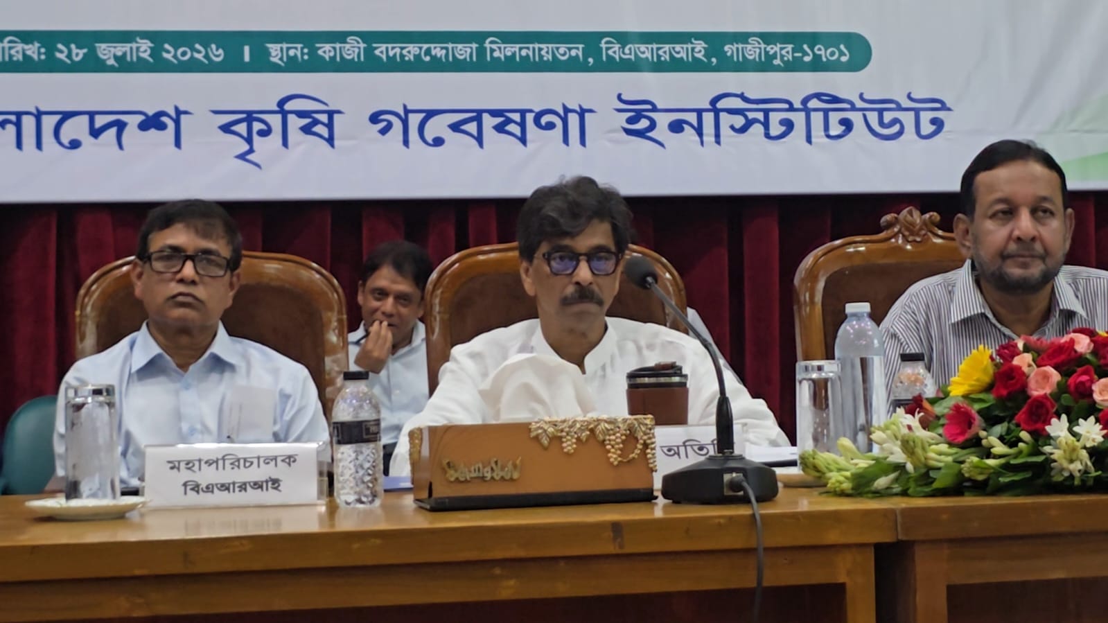 সারের ঘাটতি নেই, কৃত্রিম সংকট সৃষ্টিকারীদের বিরুদ্ধে কঠোর ব্যবস্থা: কৃষিমন্ত্রী