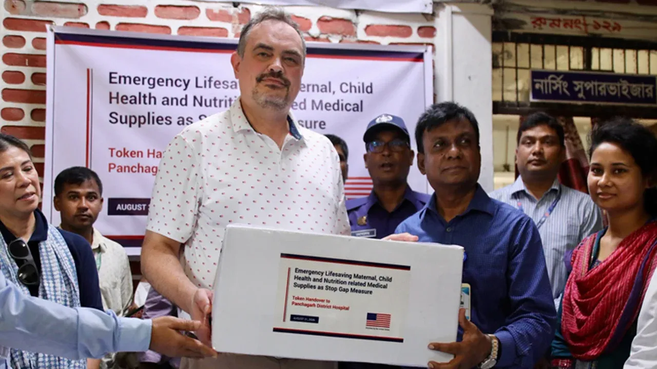 US giving Bangladesh $2.4 million in medical equipment