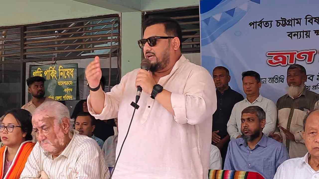 বন্যাদুর্গতদের পর্যায়ক্রমে পুনর্বাসন করা হবে: প্রতিমন্ত্রী মীর হেলাল
